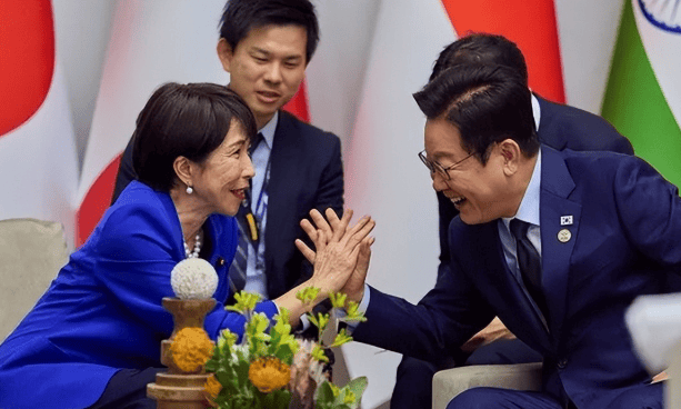 皇冠信用网额度_日本政坛突发“大地震”皇冠信用网额度，首相月底或换人？高市早苗找上李在明，中国被点名