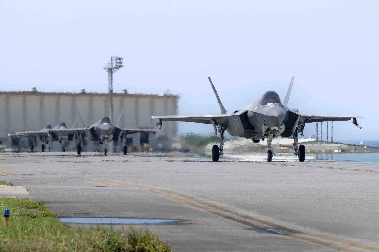 皇冠信用网账号注册_F35被苏30锁定获官方证实皇冠信用网账号注册,中国空军压倒性优势,F35暴露致命弱点